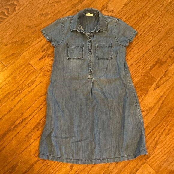 Maison Jules size 8 denim dress with pockets on the chest and on the side - Picture 1 of 9